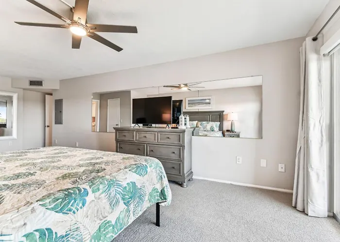 Penthouse Panoramic Waterview Resort-style Condo! *
