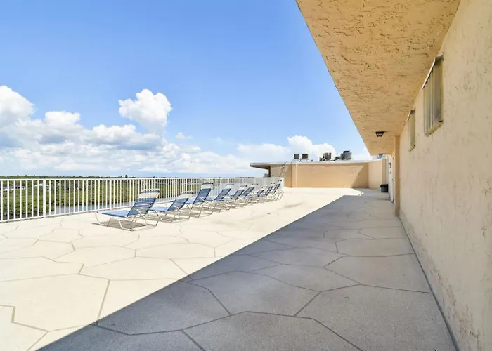 Penthouse Panoramic Waterview Resort-style Condo! Appartement
