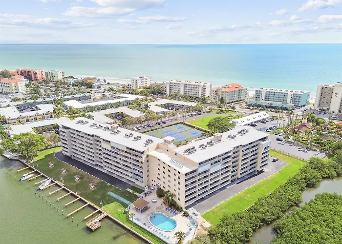 Appartement Penthouse Panoramic Waterview Resort-style Condo!
